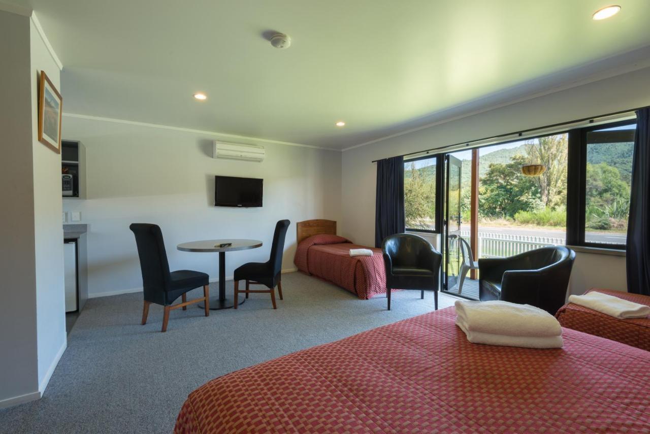 Oasis Motel & Holiday Park Turangi Exterior foto